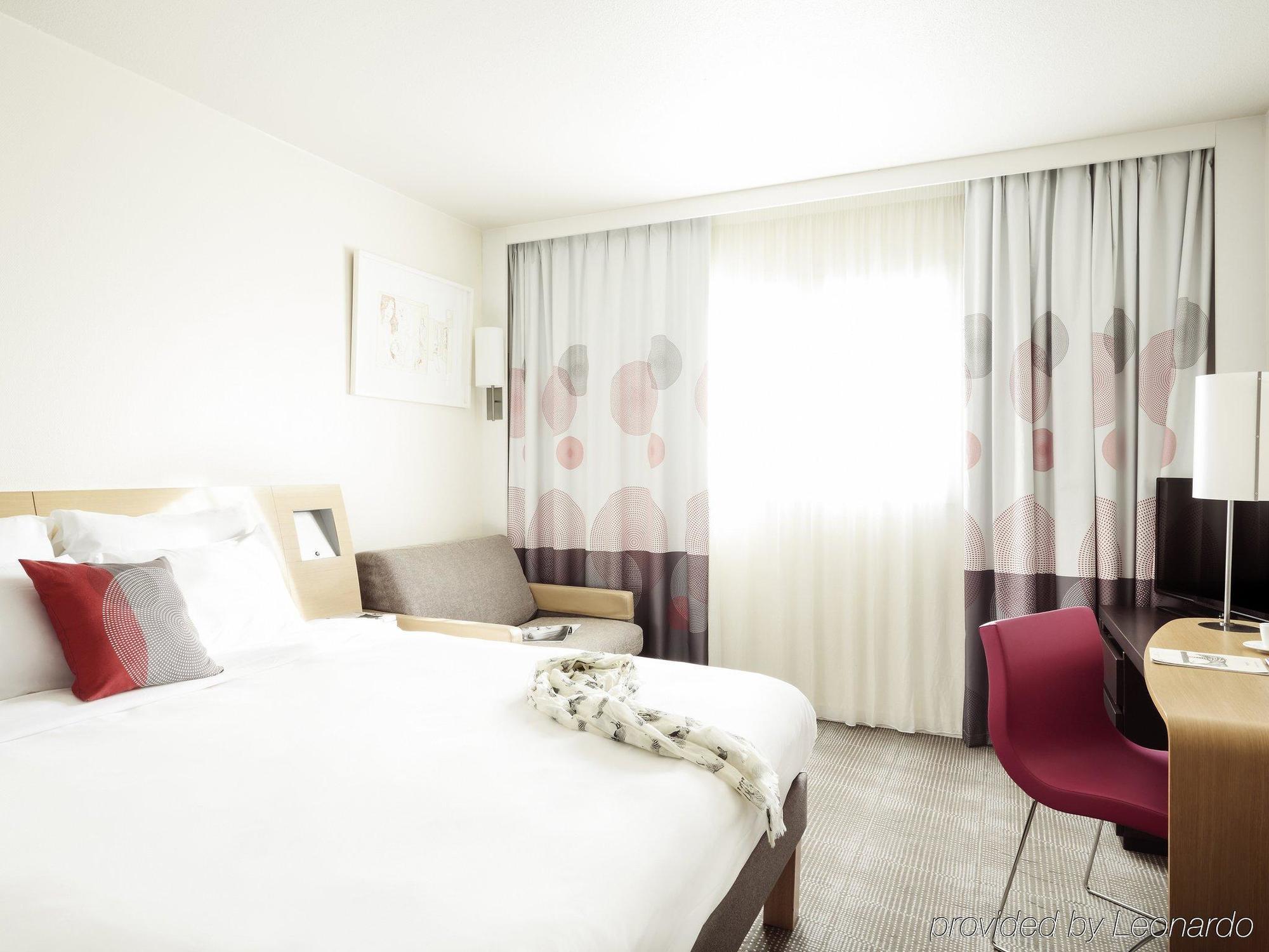 Novotel Caen Cote De Nacre Bagian luar foto