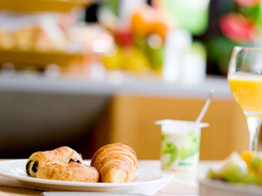 Novotel Caen Cote De Nacre Bagian luar foto